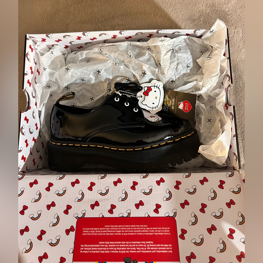 🔥❤️😻Dr. Martens 1461 QUAD HK Hello Kitty Patent Lamper+Hydro Leather😻❤️🔥 - Picture 15 of 16